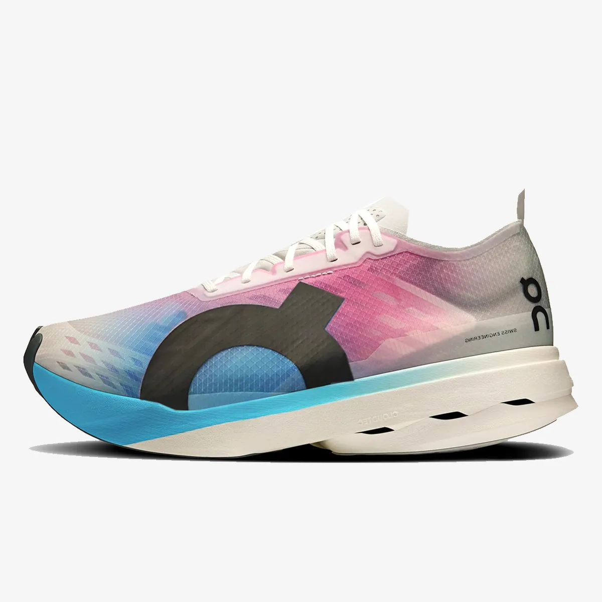 On Patike Cloudboom Strike