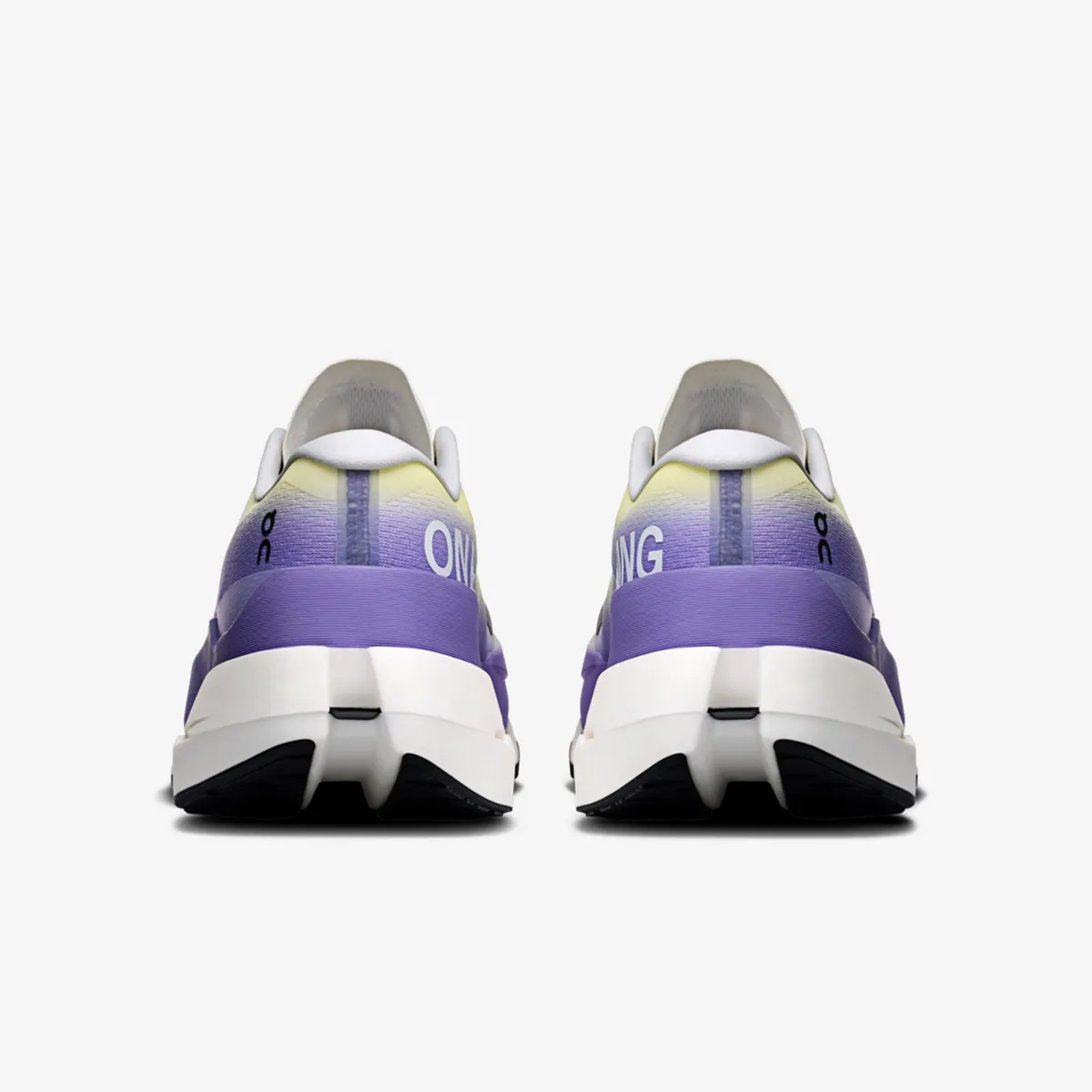 On Patike Cloudboom Max 