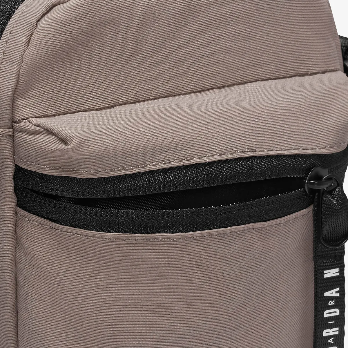 JORDAN Torbica AIRBORNE FESTIVAL BAG