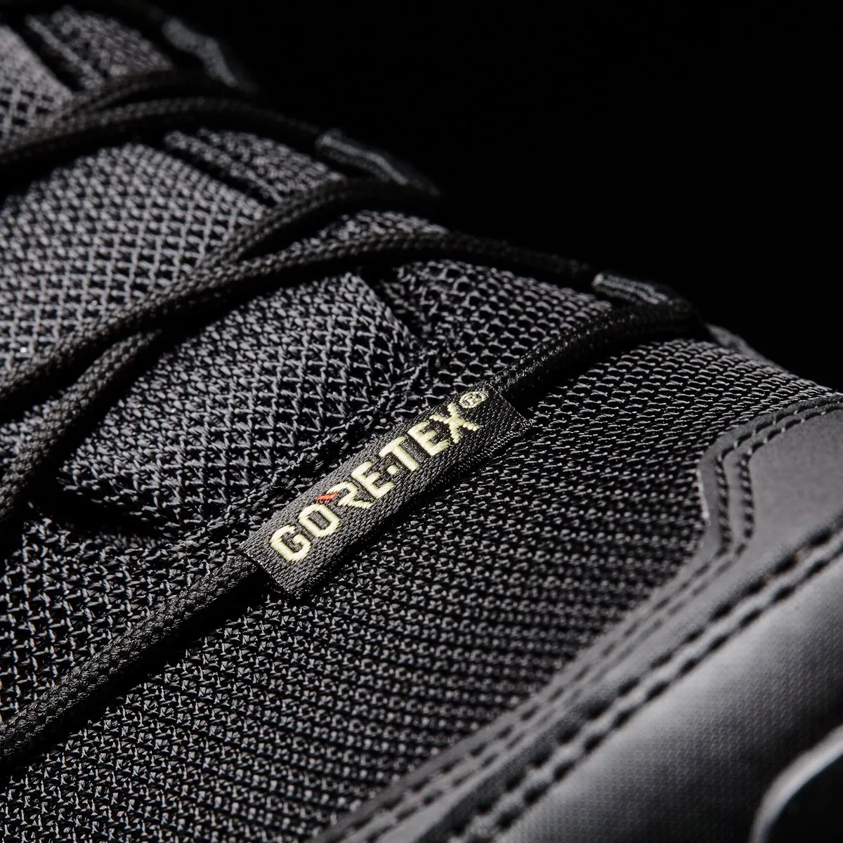 adidas Patike TERREX AX2R MID GTX