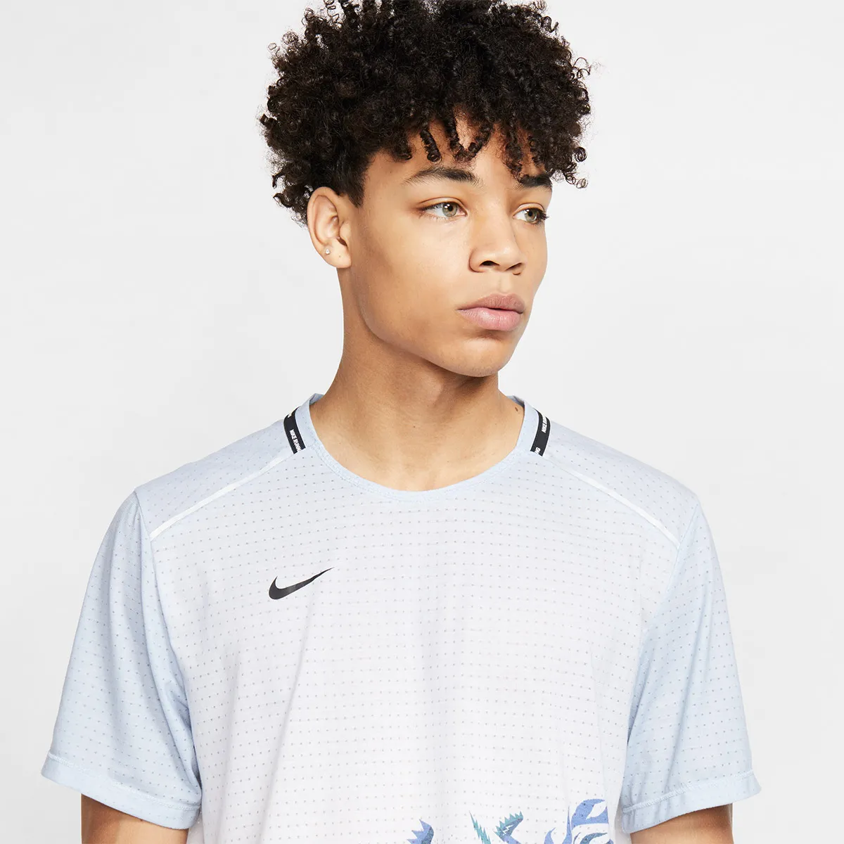 Nike Majica M NK WILD RUN RISE 365 TOP SS