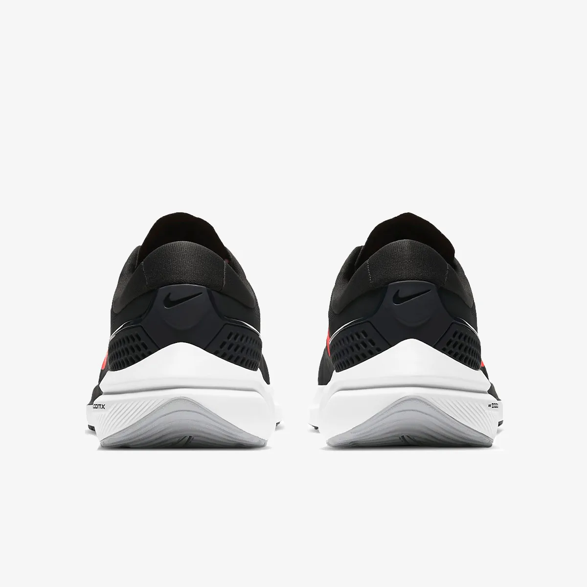 Nike Patike Air Zoom Vomero 15 Men's Running Shoe 