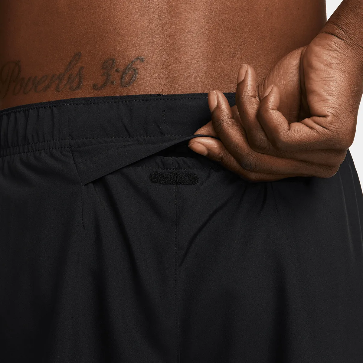 Nike Šorc Challenger 