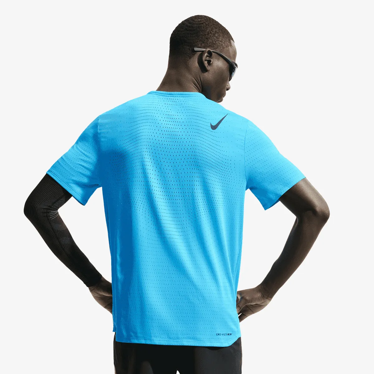 Nike Majica M NK DFADV AROSWFT SS TOP