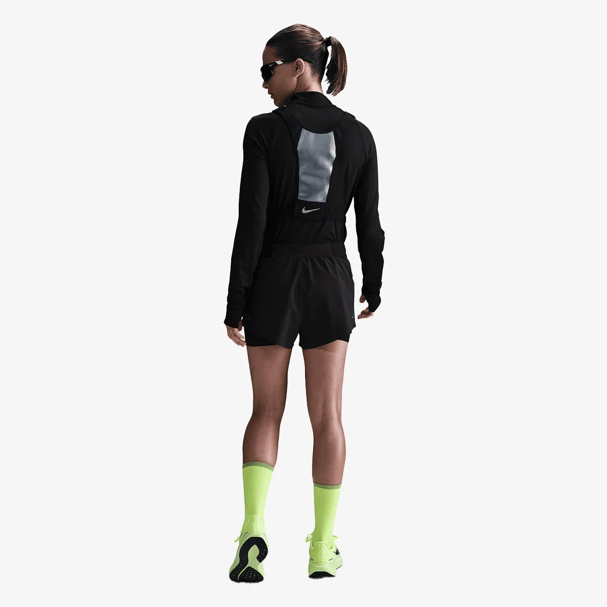 Nike Šorc W NK SWIFT DF MR 2N1 SHRT 