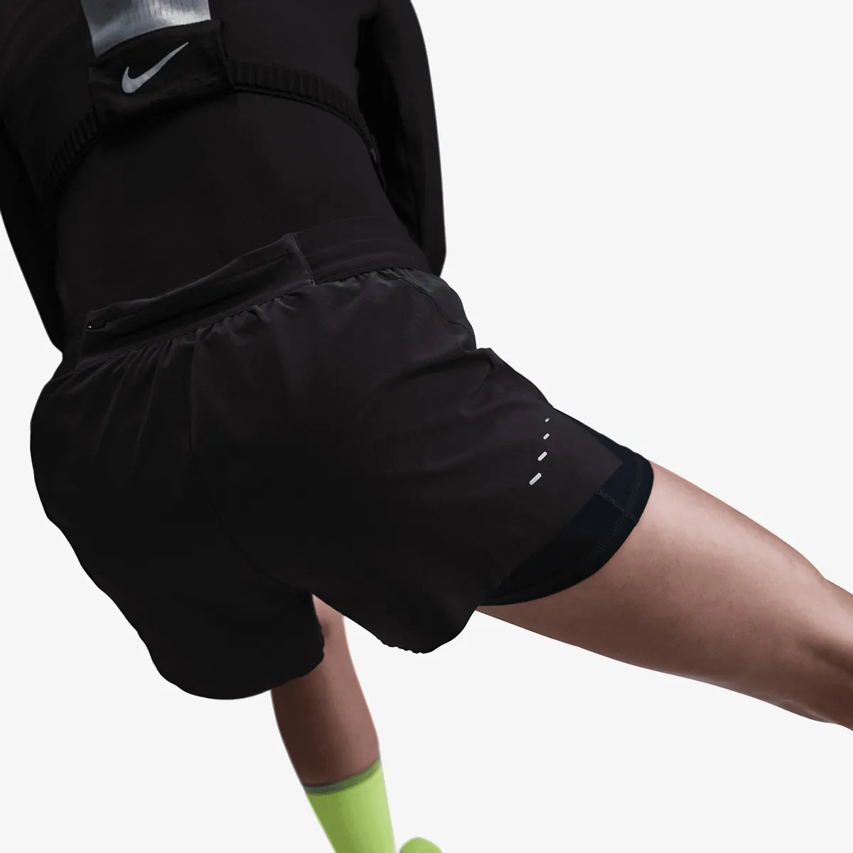 Nike Šorc W NK SWIFT DF MR 2N1 SHRT 
