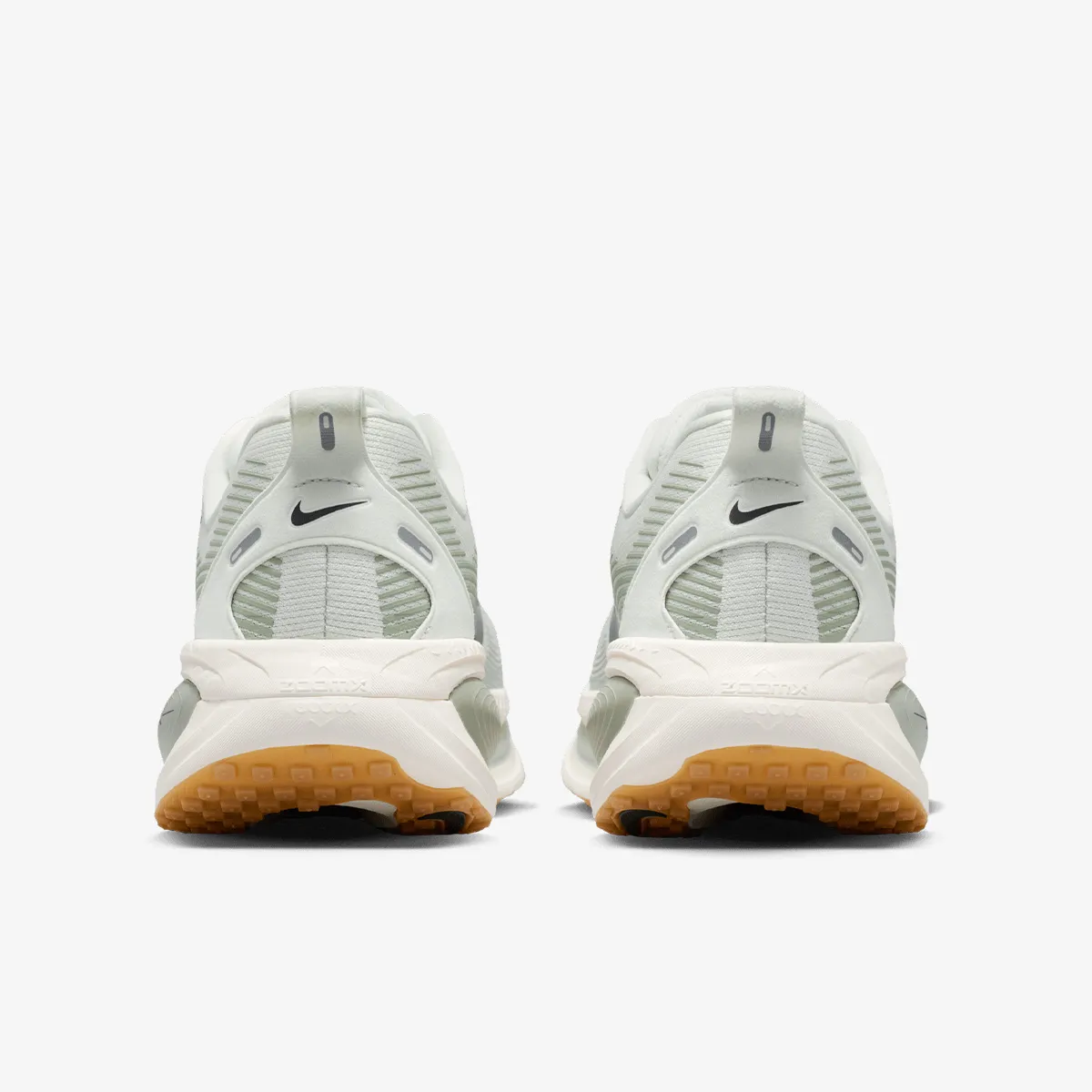 Nike Patike NIKE VOMERO 18 