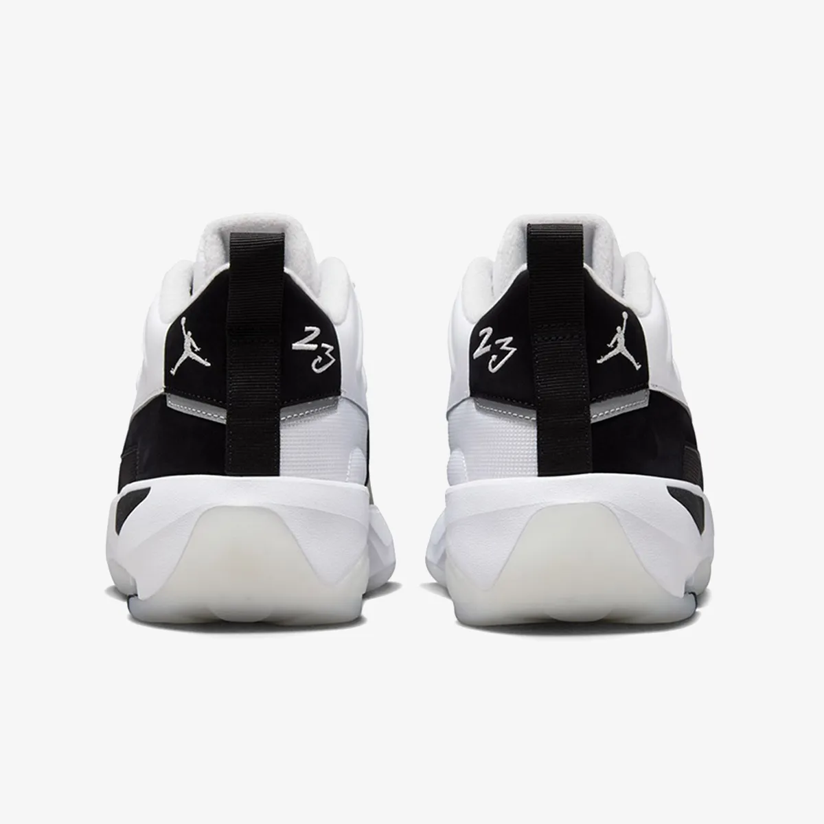 JORDAN Patike Max Aura 7 