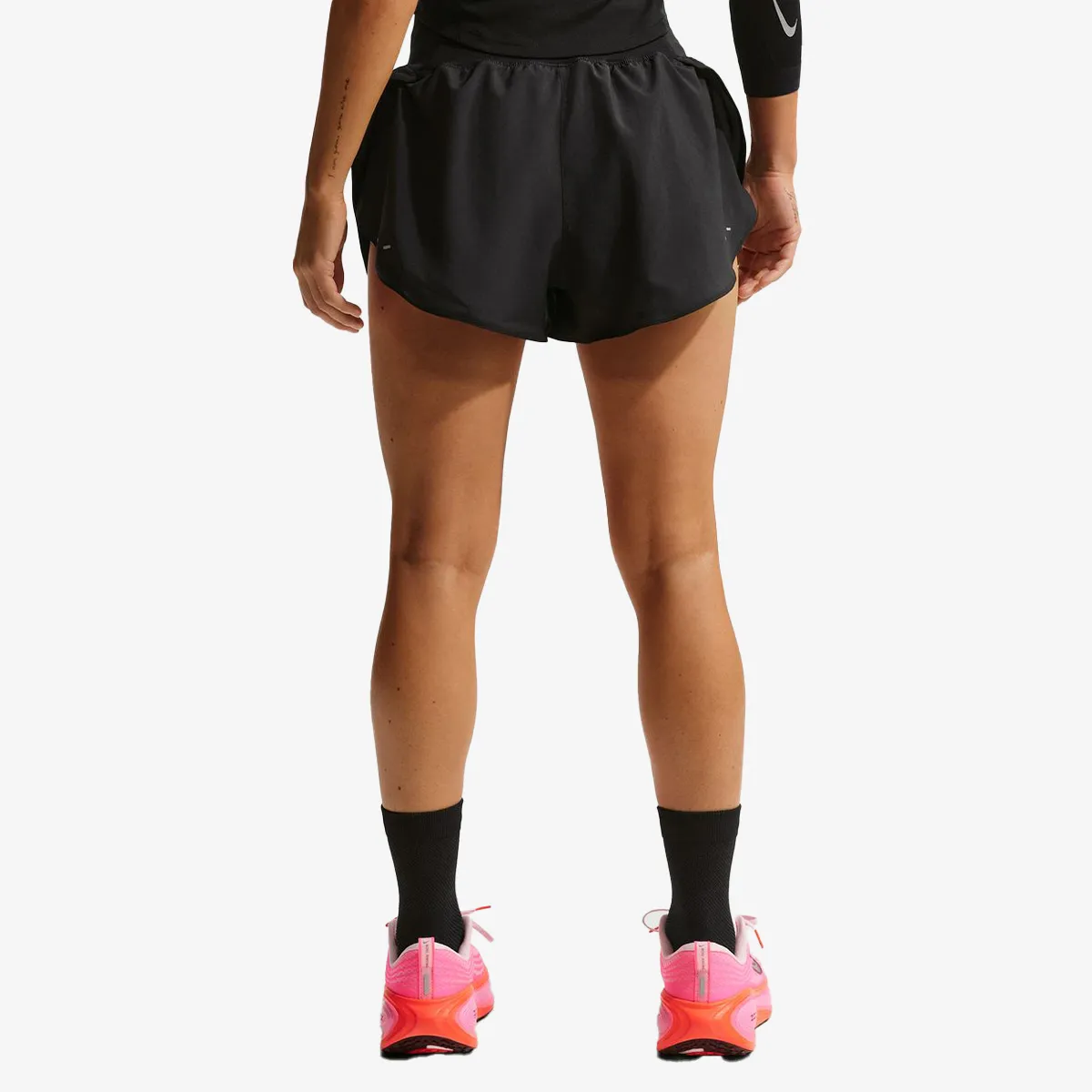 Nike Šorc W NK TEMPO FLW SWSH MR DF SHRT 