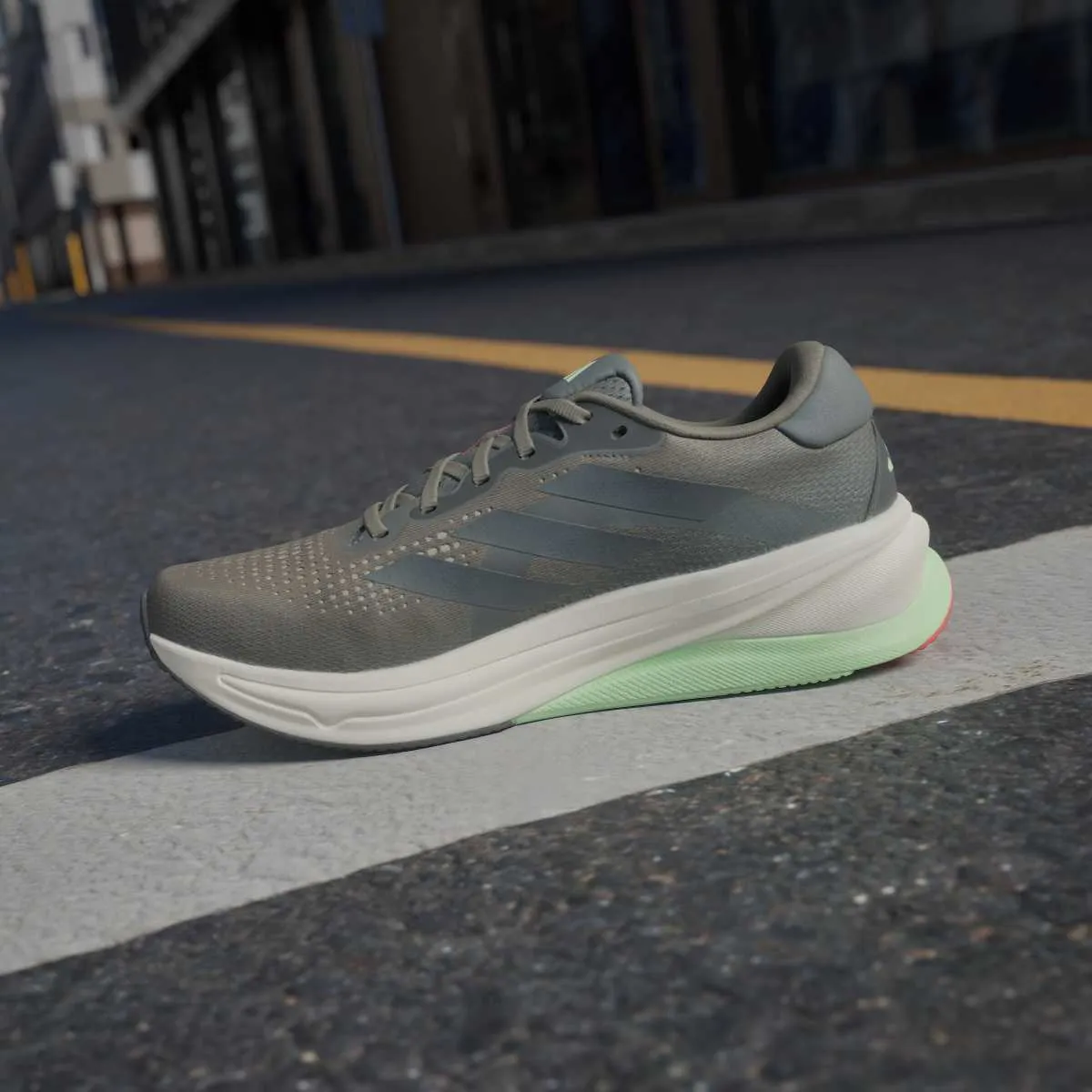 adidas Patike Supernova Solution 