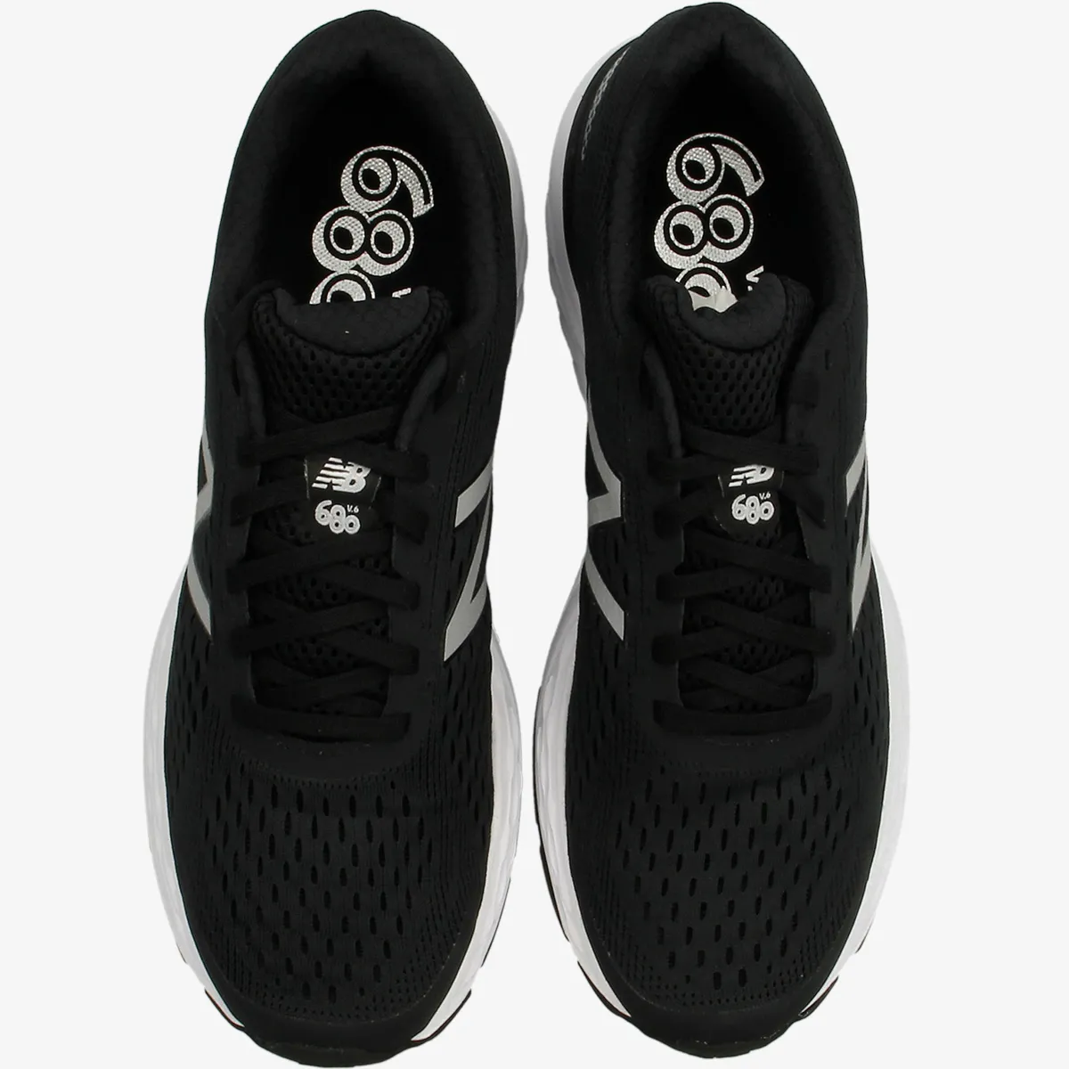 New Balance Patike M 680