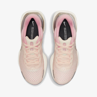 NIKE Patike WMNS ZOOMX INVINCIBLE RUN FK