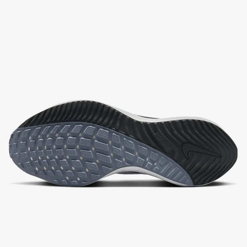 NIKE Patike Air Zoom Vomero 16