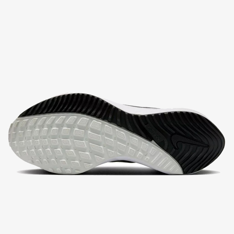 NIKE Patike Vomero 16