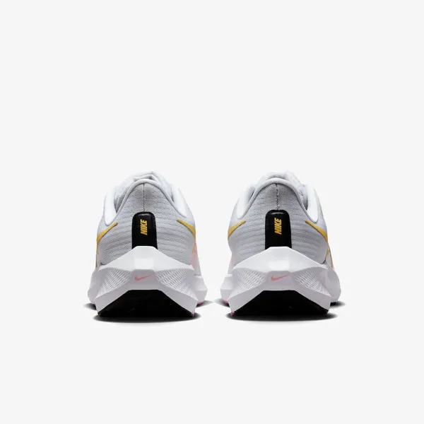 NIKE Patike Pegasus 39 