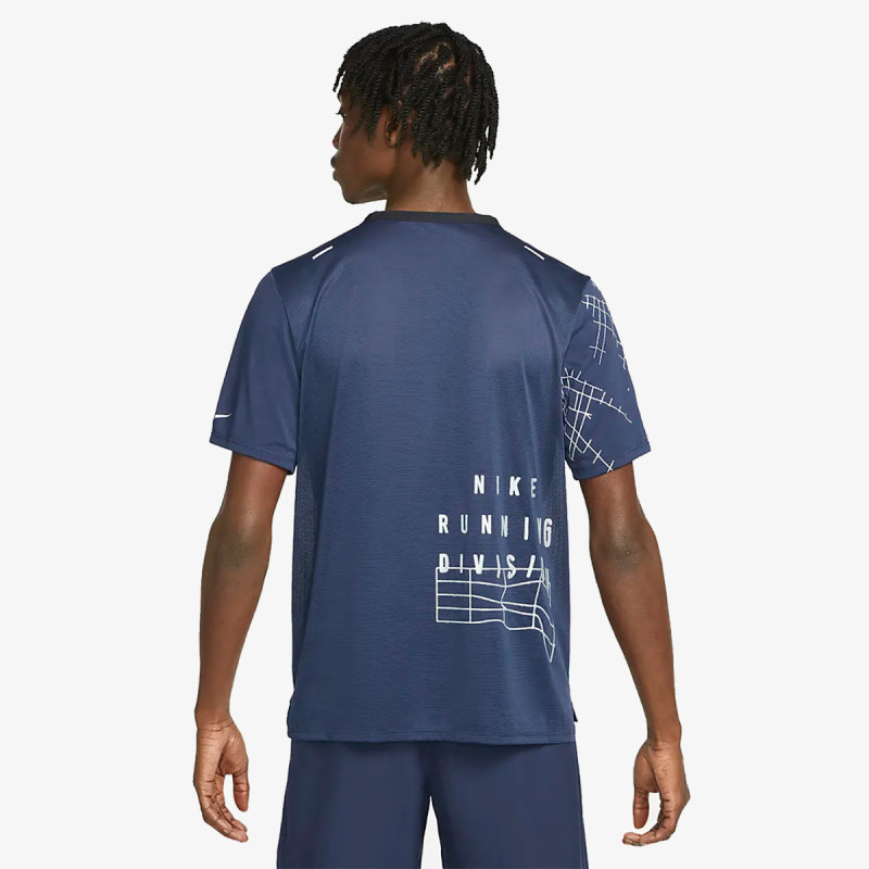 NIKE Majica Run Division Rise 365