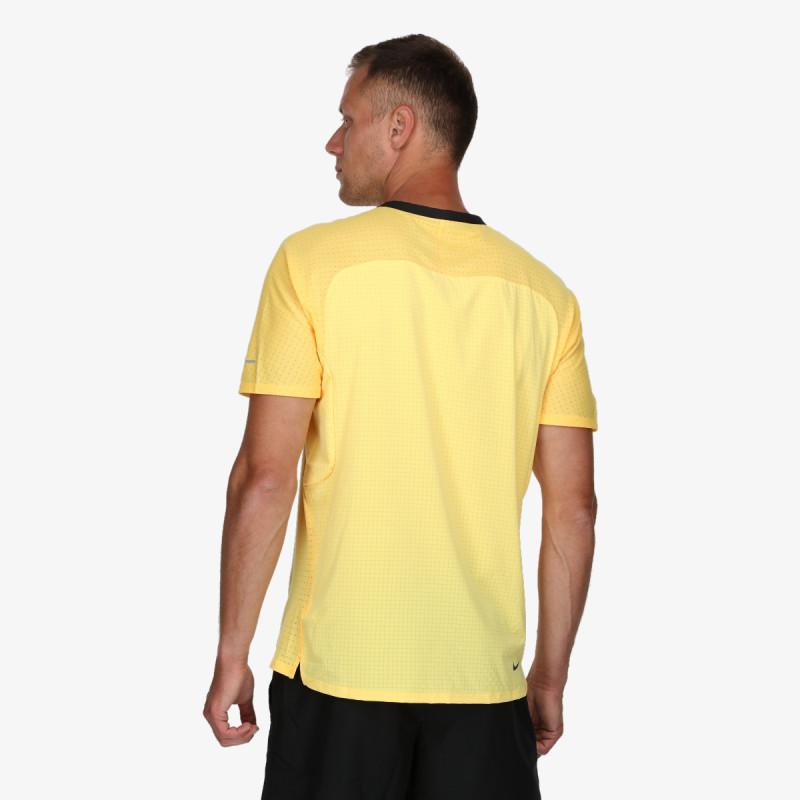 NIKE Majica Dri-FIT Trail Solar Chase