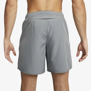 NIKE Šorc Challenger