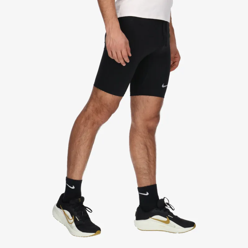 NIKE Šorc Fast 