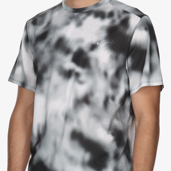 NIKE Majica M NK DFADV RD BREATHE SS TOP 