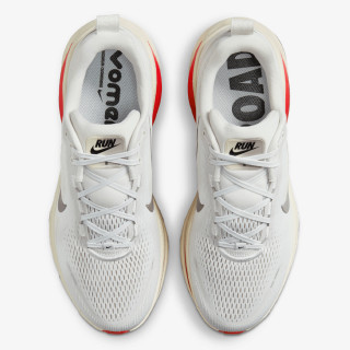 NIKE Patike VOMERO 18