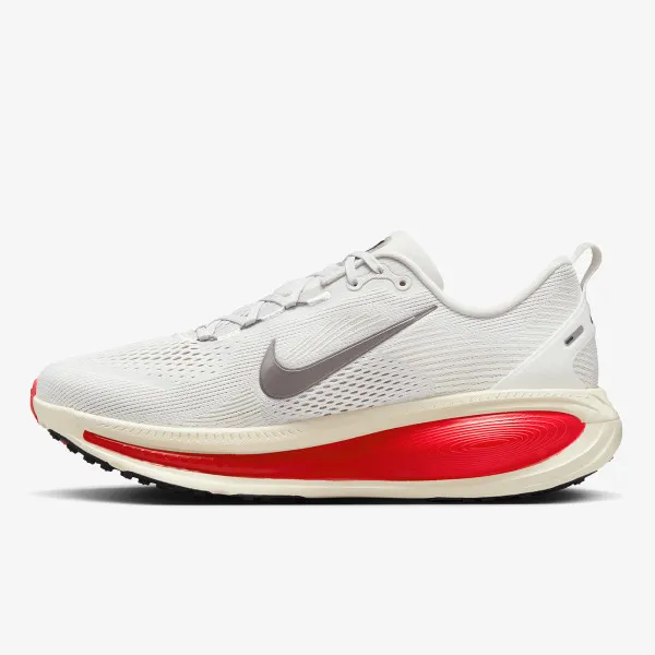 NIKE Patike Vomero 18