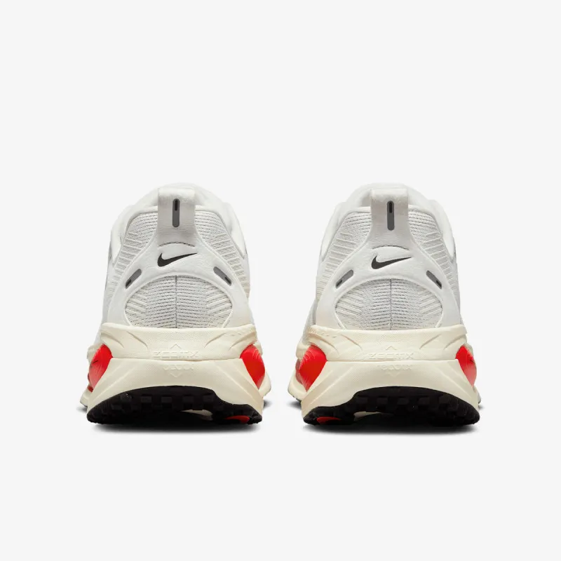 NIKE Patike Vomero 18