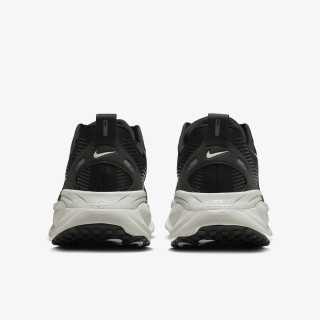 NIKE Patike NIKE VOMERO 18 
