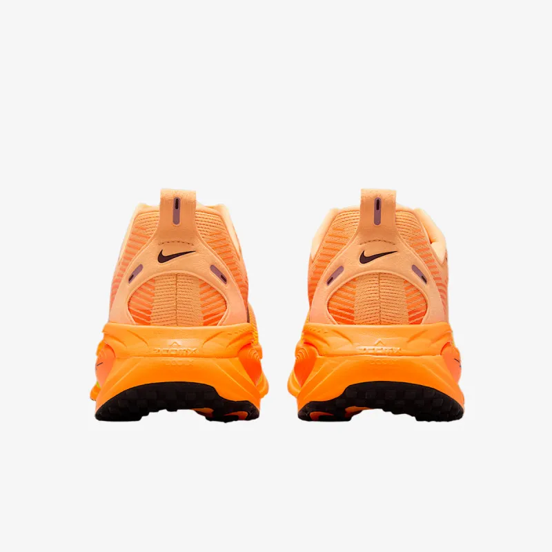 NIKE Patike NIKE VOMERO 18