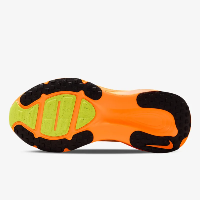 NIKE Patike NIKE VOMERO 18