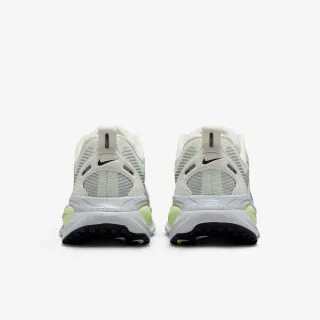 NIKE Patike W NIKE VOMERO 18