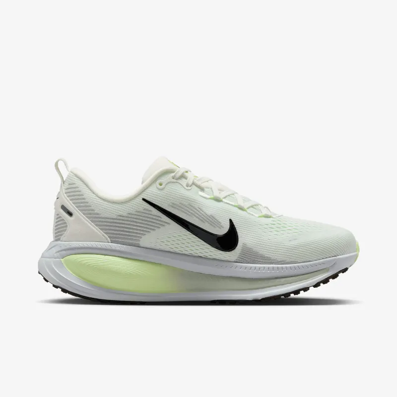 NIKE Patike W NIKE VOMERO 18