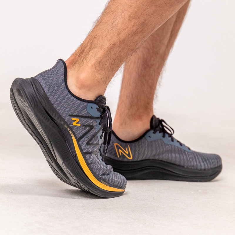 NEW BALANCE Patike Fuel Cell