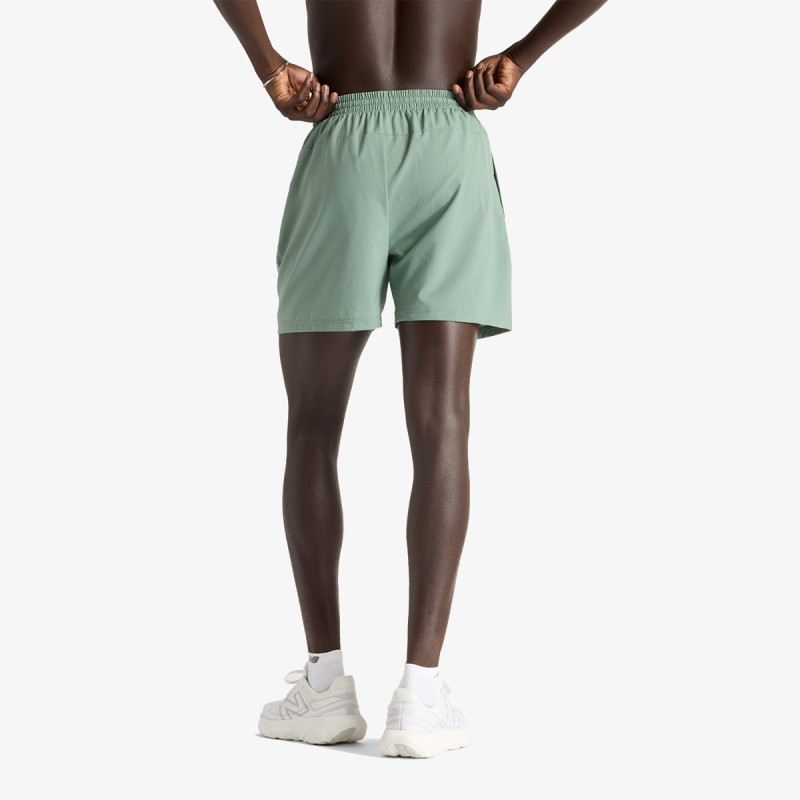 NEW BALANCE Šorc Sport Essentials Short 5